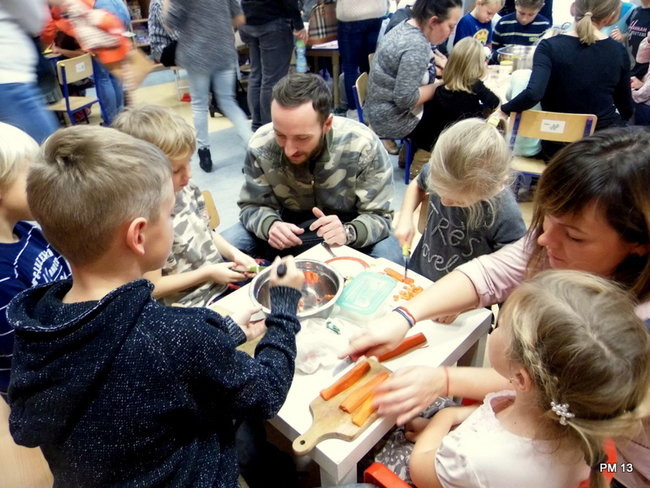 Warsztaty kulinarne w PM 13 (zdjęcia)