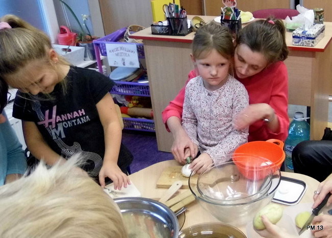 Warsztaty kulinarne w PM 13 (zdjęcia)