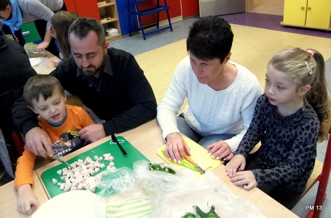 Warsztaty kulinarne w PM 13 (zdjęcia)