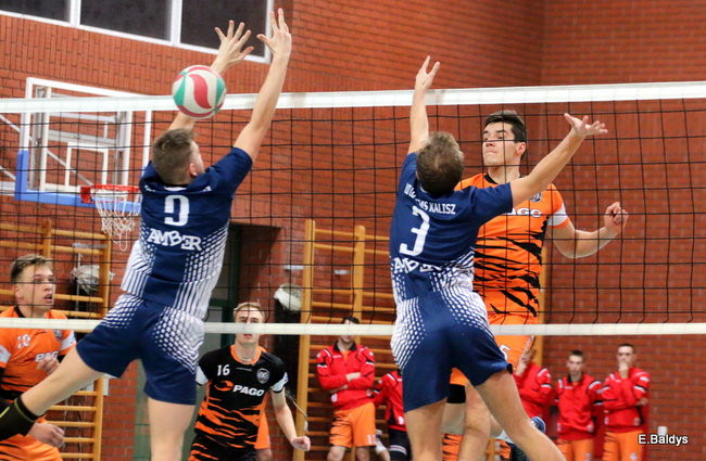 Siatkarze z kompletem (zdjęcia)