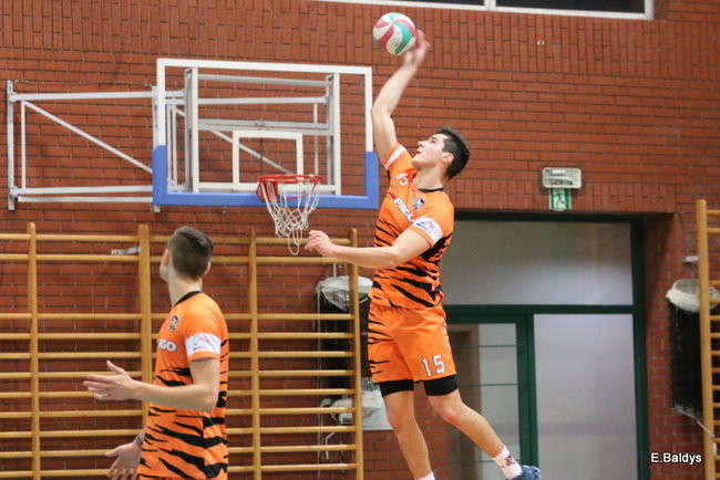 Siatkarze z kompletem (zdjęcia)