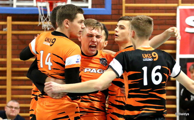 Siatkarze z kompletem (zdjęcia)