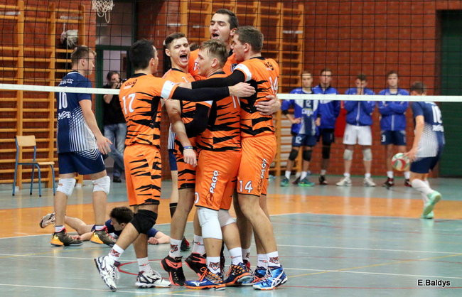 Siatkarze z kompletem (zdjęcia)