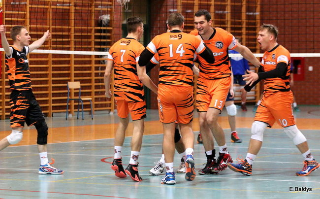 Siatkarze z kompletem (zdjęcia)