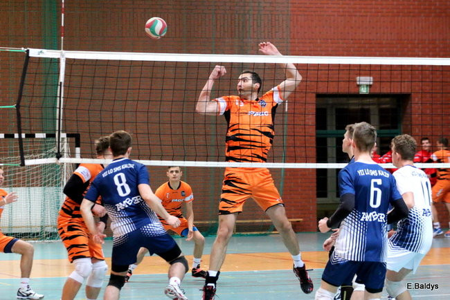 Siatkarze z kompletem (zdjęcia)