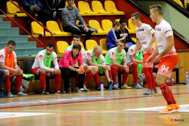 Porażka w Trapezie (zdjęcia)