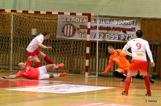 Porażka w Trapezie (zdjęcia)