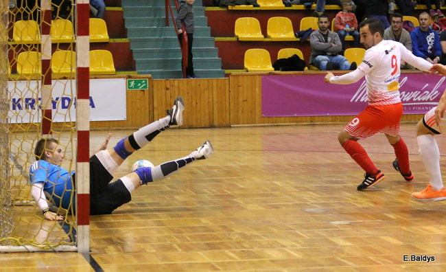 Porażka w Trapezie (zdjęcia)