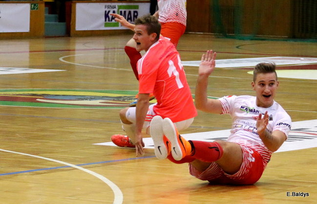 Porażka w Trapezie (zdjęcia)