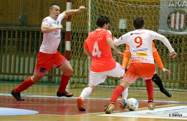 Porażka w Trapezie (zdjęcia)