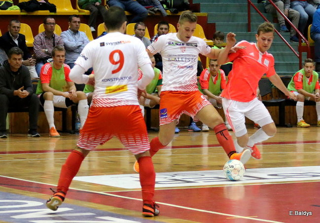 Porażka w Trapezie (zdjęcia)