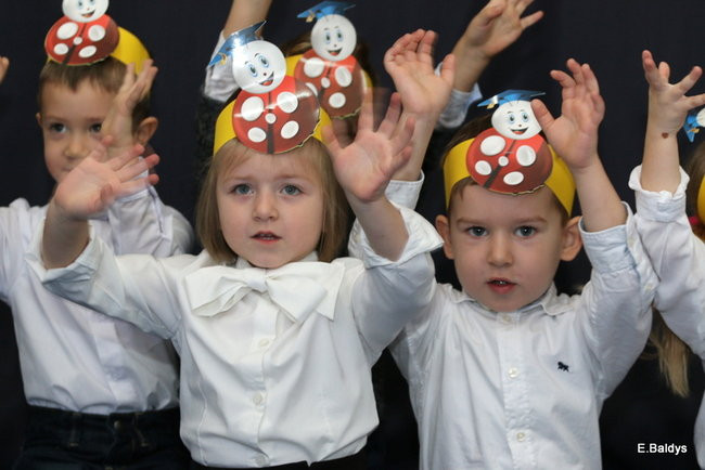 Pasowanie Krasnali i Biedronek w PM 19 (zdjęcia)