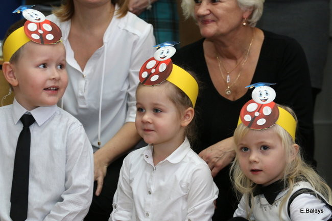 Pasowanie Krasnali i Biedronek w PM 19 (zdjęcia)