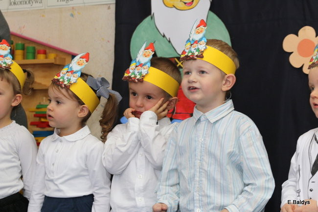 Pasowanie Krasnali i Biedronek w PM 19 (zdjęcia)