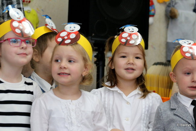 Pasowanie Krasnali i Biedronek w PM 19 (zdjęcia)