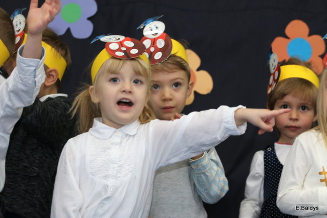 Pasowanie Krasnali i Biedronek w PM 19 (zdjęcia)