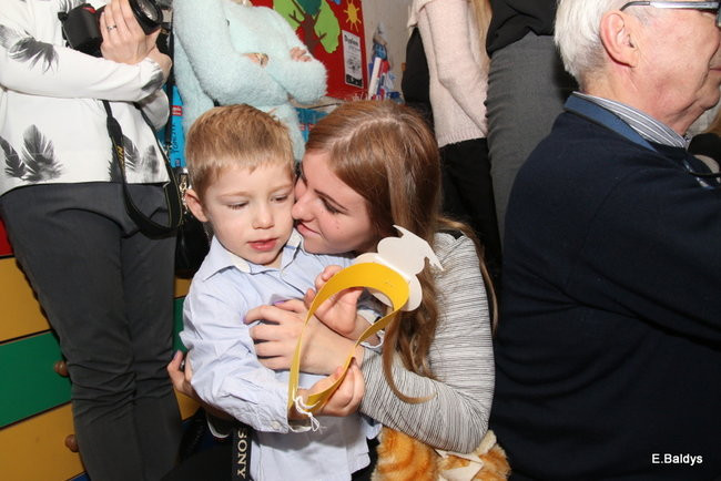 Pasowanie Krasnali i Biedronek w PM 19 (zdjęcia)