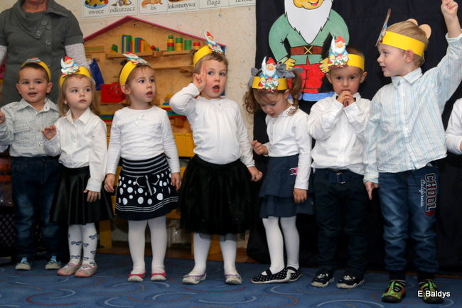 Pasowanie Krasnali i Biedronek w PM 19 (zdjęcia)