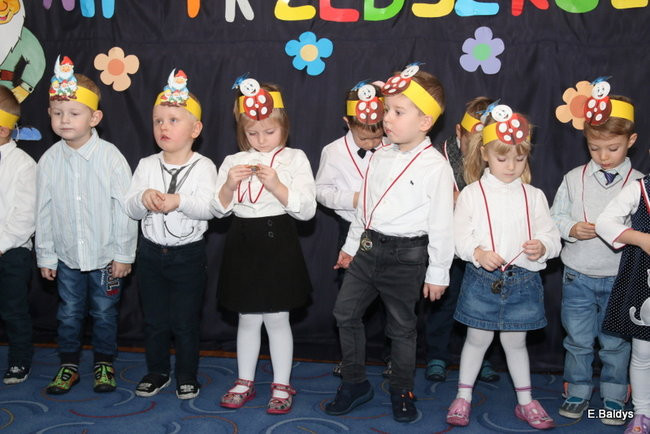 Pasowanie Krasnali i Biedronek w PM 19 (zdjęcia)