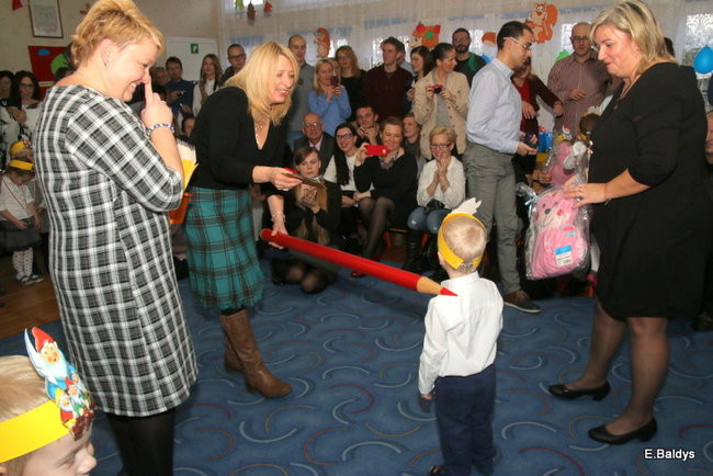 Pasowanie Krasnali i Biedronek w PM 19 (zdjęcia)