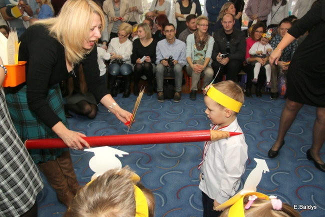 Pasowanie Krasnali i Biedronek w PM 19 (zdjęcia)