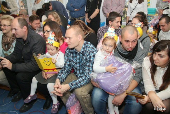 Pasowanie Krasnali i Biedronek w PM 19 (zdjęcia)