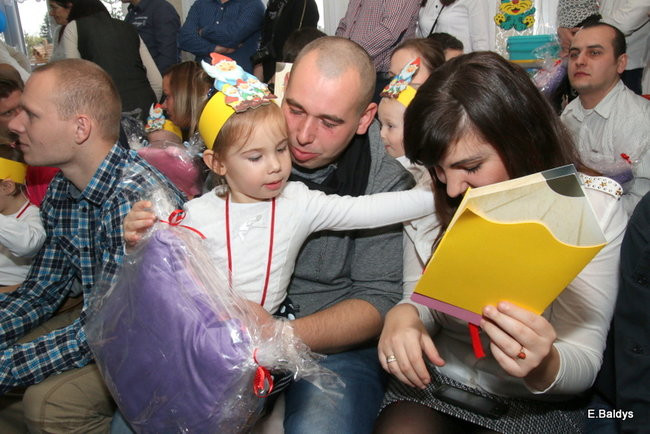 Pasowanie Krasnali i Biedronek w PM 19 (zdjęcia)