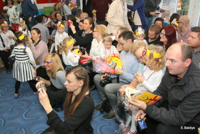 Pasowanie Krasnali i Biedronek w PM 19 (zdjęcia)