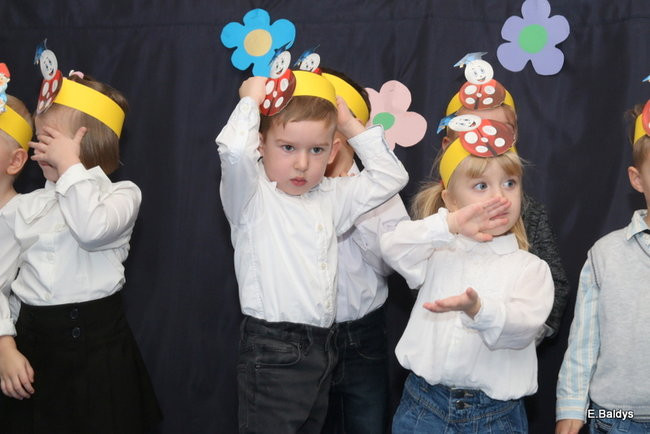 Pasowanie Krasnali i Biedronek w PM 19 (zdjęcia)