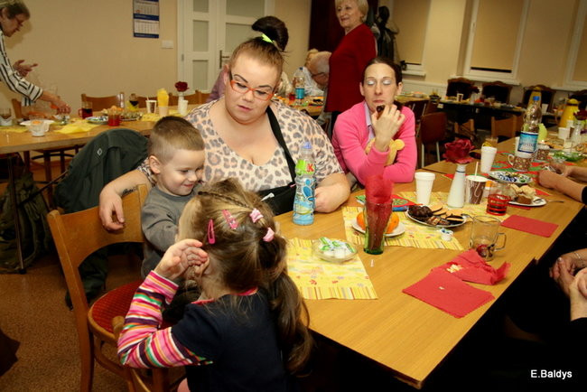 W tańcu zapominają o chorobie (zdjęcia)