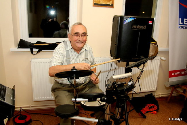 W tańcu zapominają o chorobie (zdjęcia)