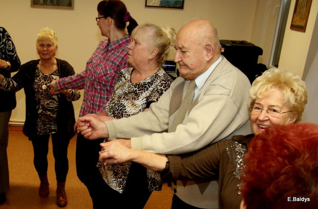 W tańcu zapominają o chorobie (zdjęcia)