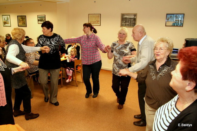 W tańcu zapominają o chorobie (zdjęcia)