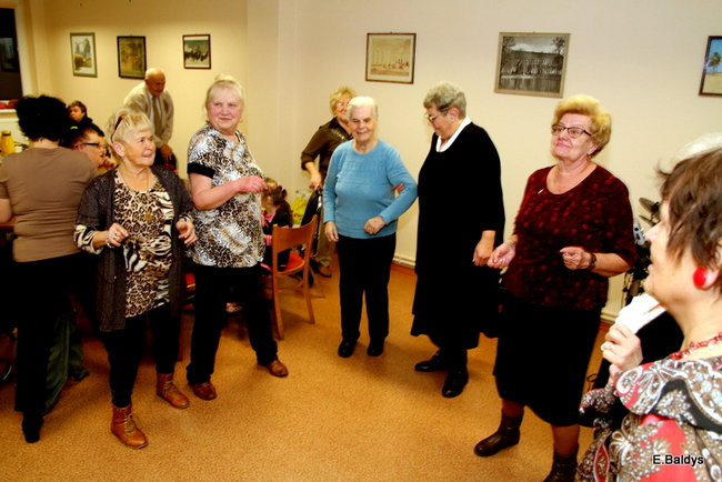 W tańcu zapominają o chorobie (zdjęcia)