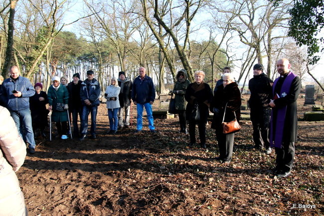 Tablice odsłonięte (zdjęcia)