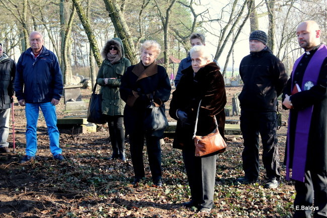 Tablice odsłonięte (zdjęcia)