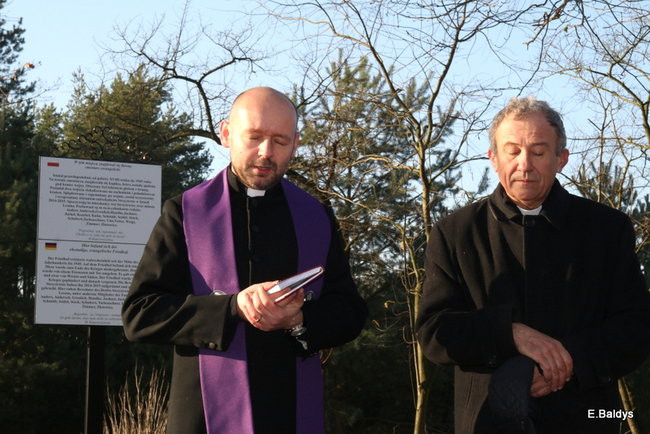 Tablice odsłonięte (zdjęcia)