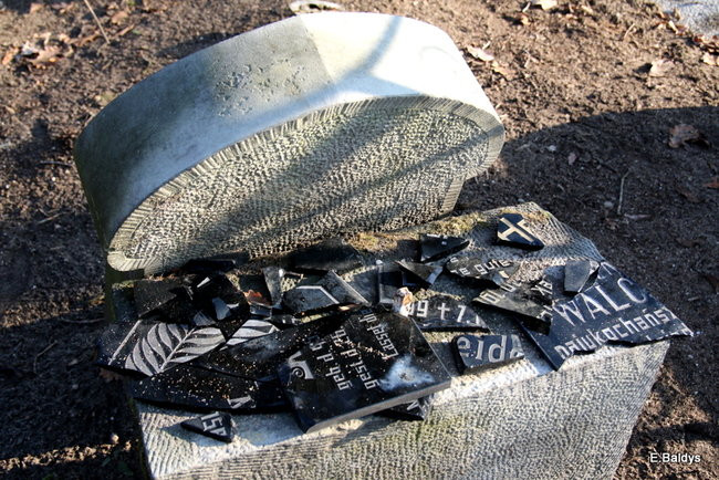 Tablice odsłonięte (zdjęcia)