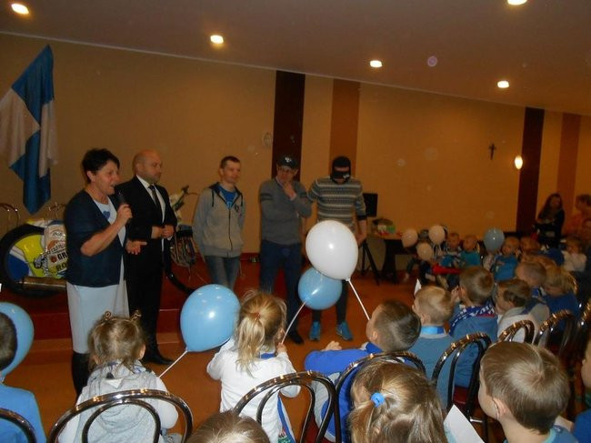 Żużlowcy Unii w Przedszkolu w Kłodzie (zdjęcia)