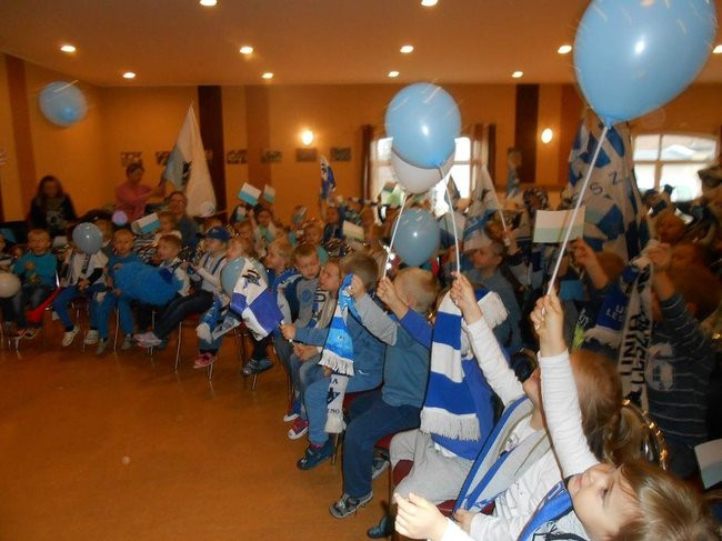 Żużlowcy Unii w Przedszkolu w Kłodzie (zdjęcia)