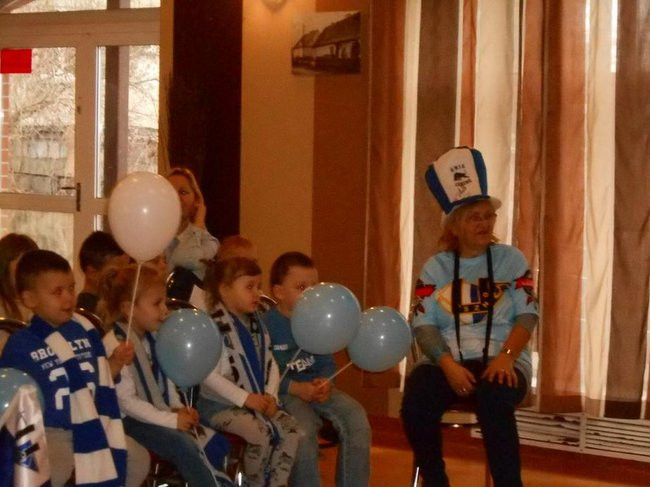 Żużlowcy Unii w Przedszkolu w Kłodzie (zdjęcia)
