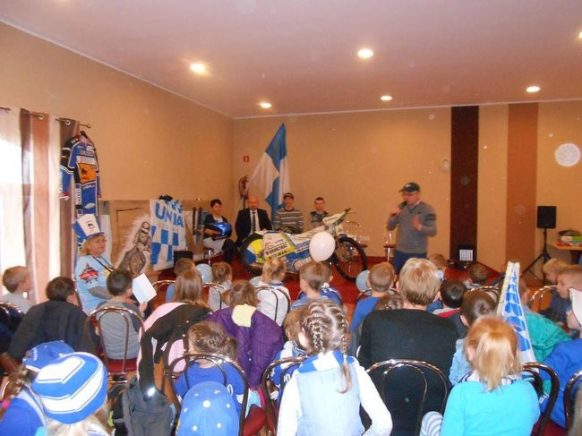 Żużlowcy Unii w Przedszkolu w Kłodzie (zdjęcia)