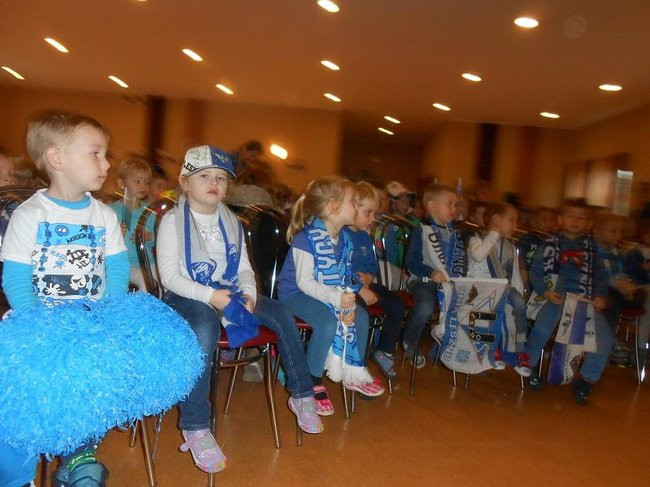 Żużlowcy Unii w Przedszkolu w Kłodzie (zdjęcia)