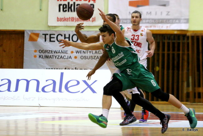 Zwycięstwo dla kapitana (zdjęcia)