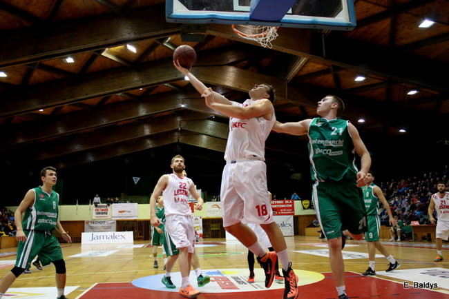 Zwycięstwo dla kapitana (zdjęcia)