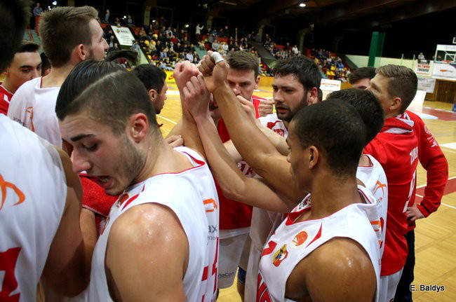 Zwycięstwo dla kapitana (zdjęcia)