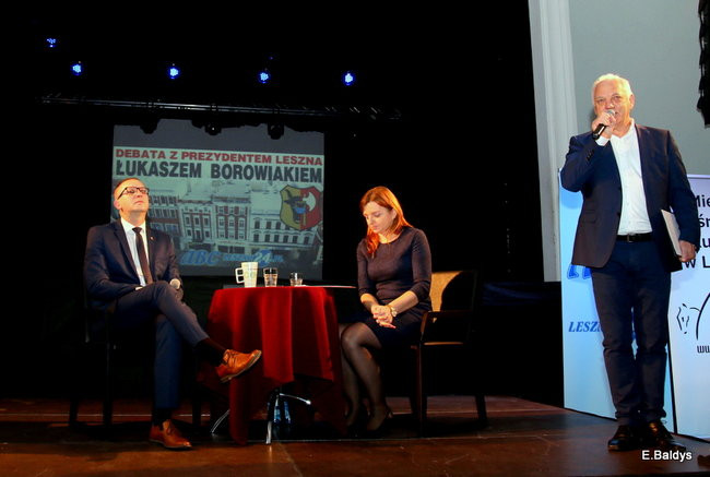 Prezydent pod ostrzałem (zdjęcia)