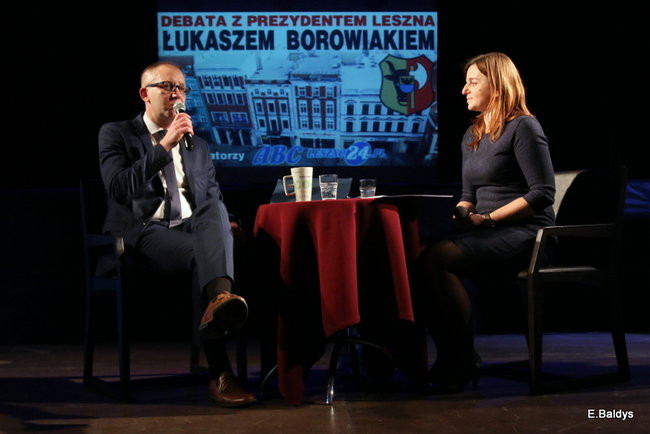 Prezydent pod ostrzałem (zdjęcia)