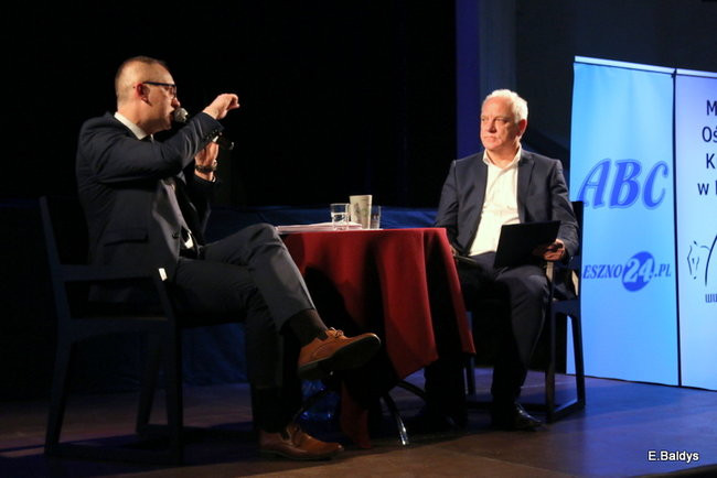 Prezydent pod ostrzałem (zdjęcia)