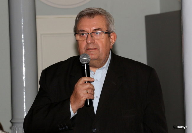 Prezydent pod ostrzałem (zdjęcia)